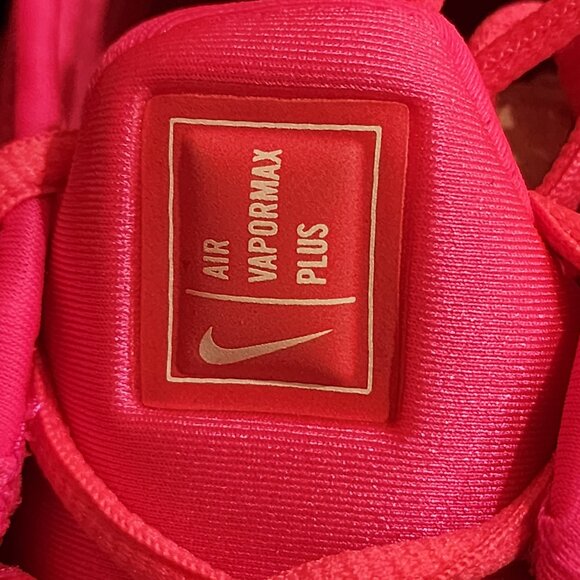 Brand New US 8 NIKE AIR Sneakers VaporMax Plus HyperPink - Picture 7 of 16